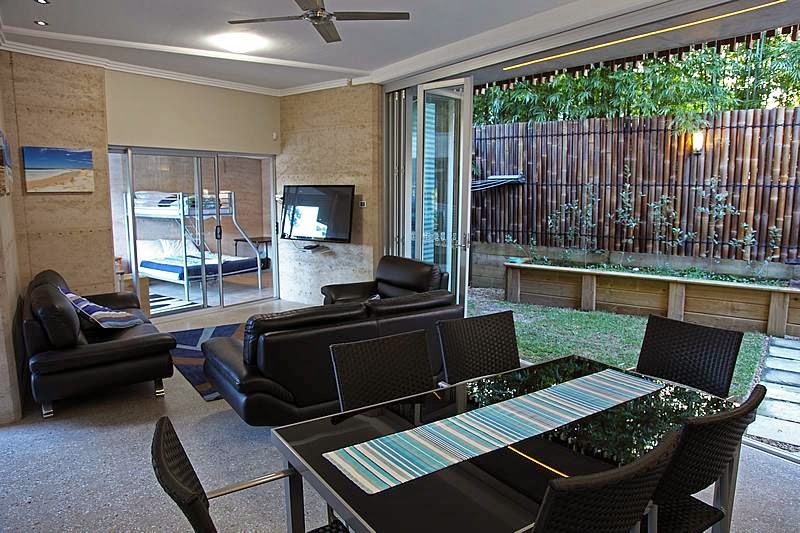 Sun Worship Crescent Head Eco Villas | 9 Belmore St, Crescent Head NSW 2440, Australia | Phone: 1300 664 757