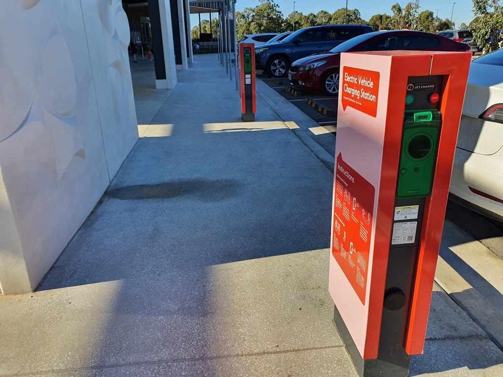 Chargefox Charging Station | Cnr Beggs Road &, Rooty Hill Rd S, Eastern Creek NSW 2766, Australia | Phone: 1300 518 038