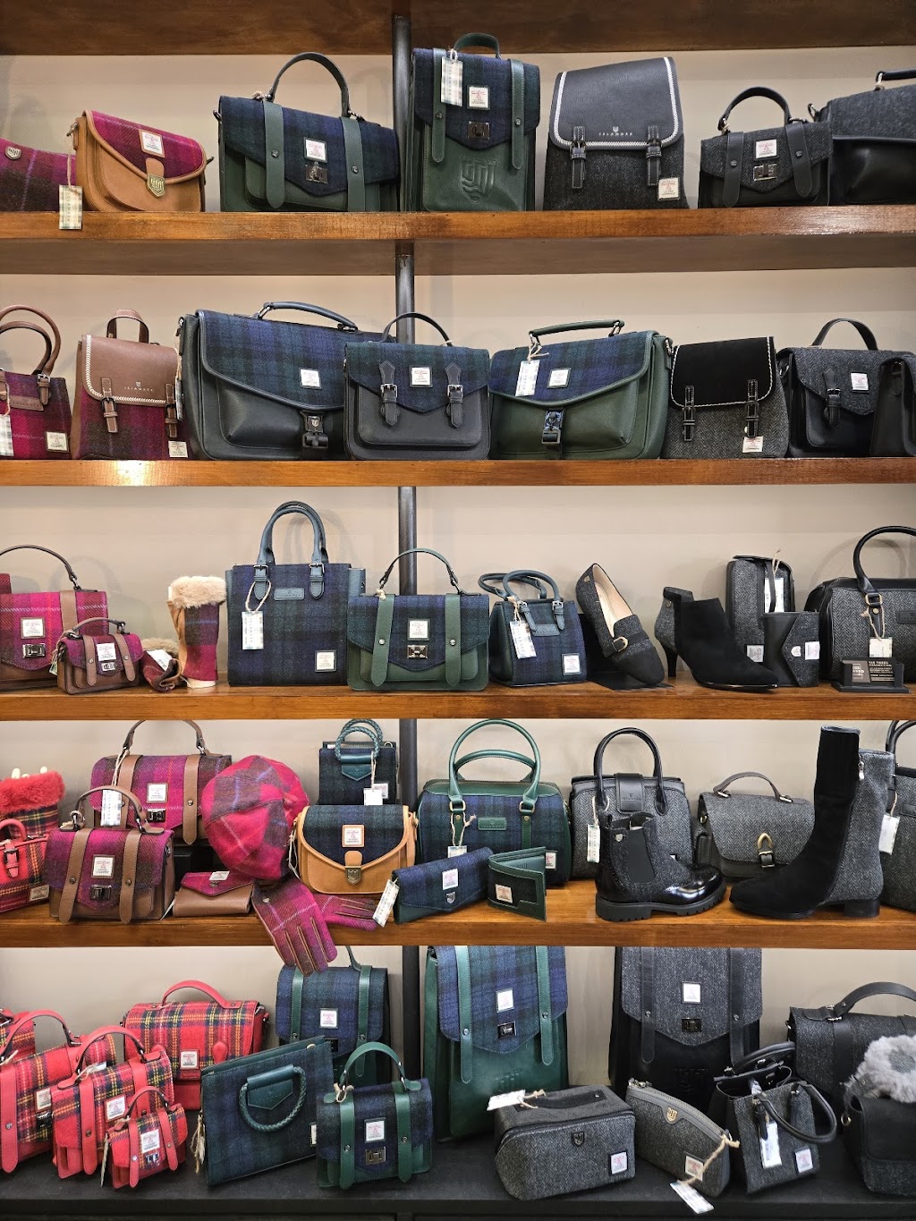 The Tweed Connection | 137 Main St, Rutherglen VIC 3685, Australia | Phone: 0457 607 528