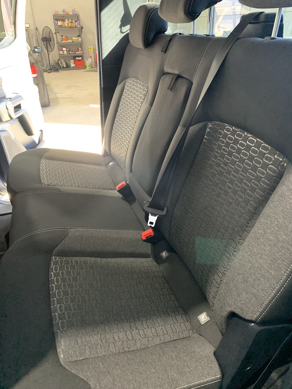 Devjak Detailing | Unit 7/51 Hampden Park Rd, Kelso NSW 2795, Australia | Phone: 0450 833 096