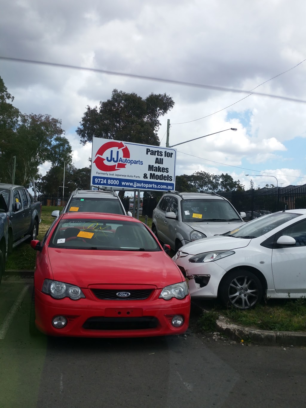 JJ Auto Parts | car repair | 70 Hume Hwy, Lansvale NSW 2166, Australia | 0297248000 OR +61 2 9724 8000