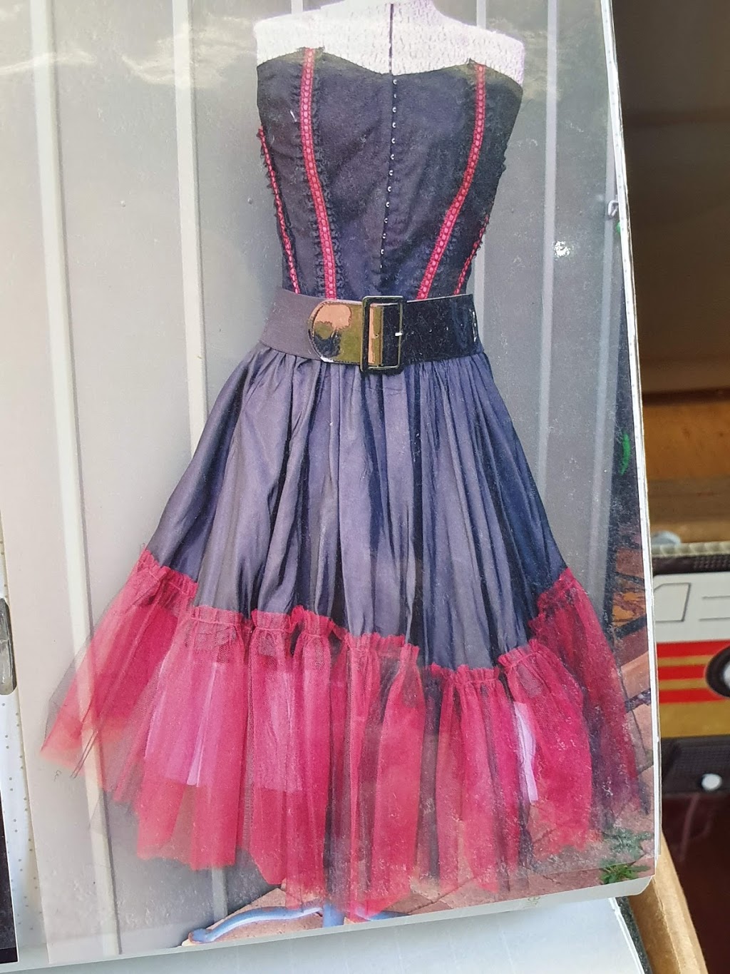 Karens Fancy Dress | 16 Watts Rd, Nyora VIC 3987, Australia | Phone: 0401 220 737