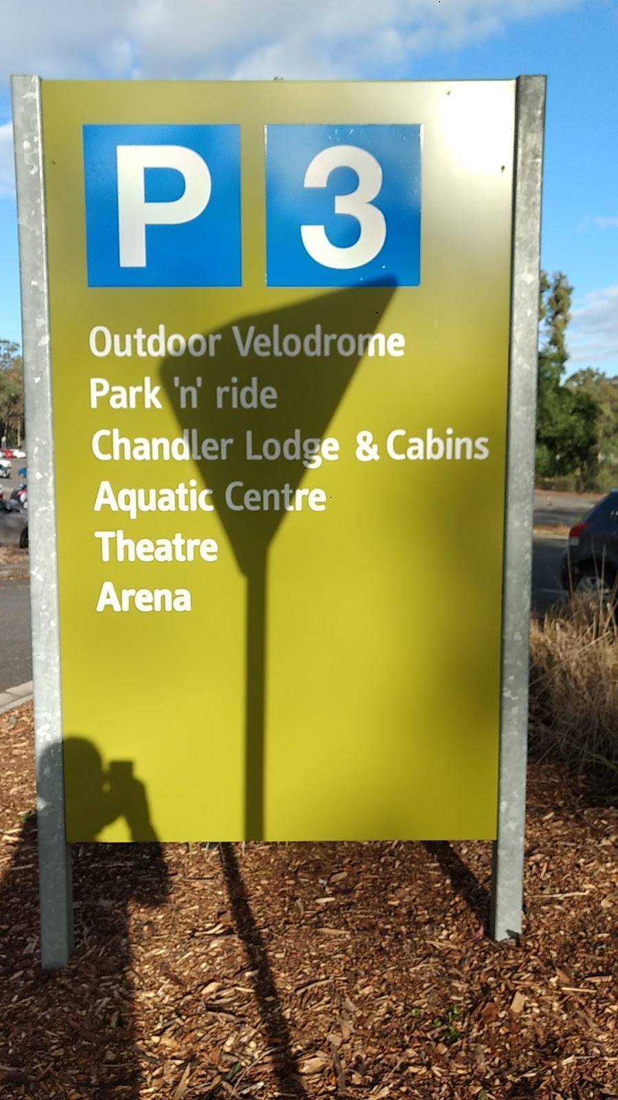 Sleeman Centre Park n Ride | Old Cleveland Rd &, Tilley Rd, Chandler QLD 4155, Australia