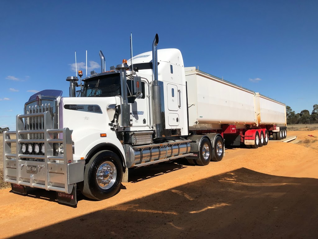 Bloomfield Hay & Transport | moving company | 427 Old Kerang Rd, Kerang VIC 3579, Australia | 0354521224 OR +61 3 5452 1224