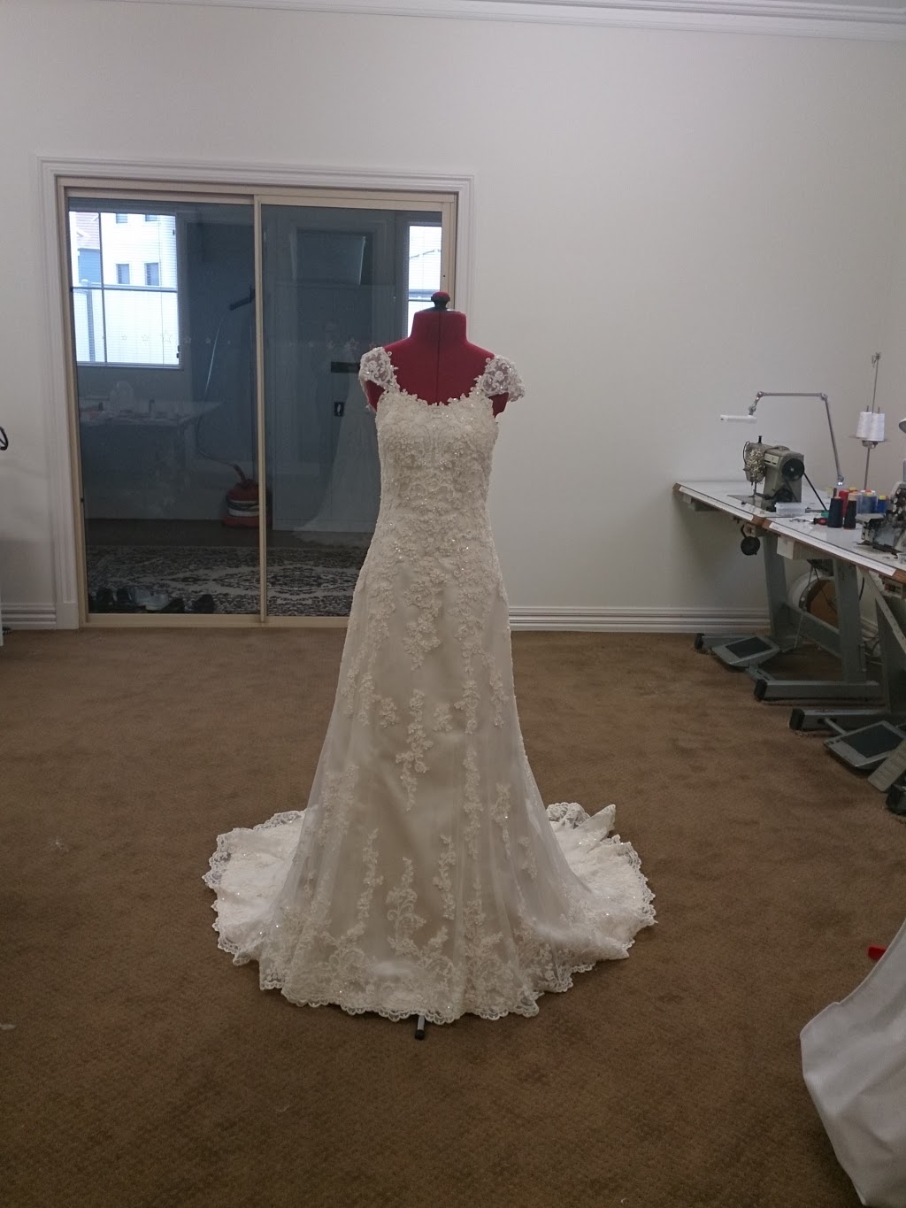 Bridal Alterations | clothing store | 1 Springbank Rise, Narre Warren North VIC 3804, Australia | 0404061204 OR +61 404 061 204