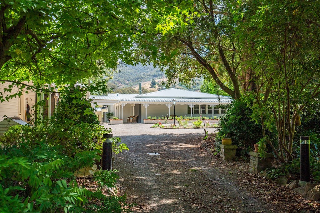 Glen Avon Country House | lodging | 392 Yackandandah - Wodonga Rd, Staghorn Flat VIC 3691, Australia | 0419271058 OR +61 419 271 058