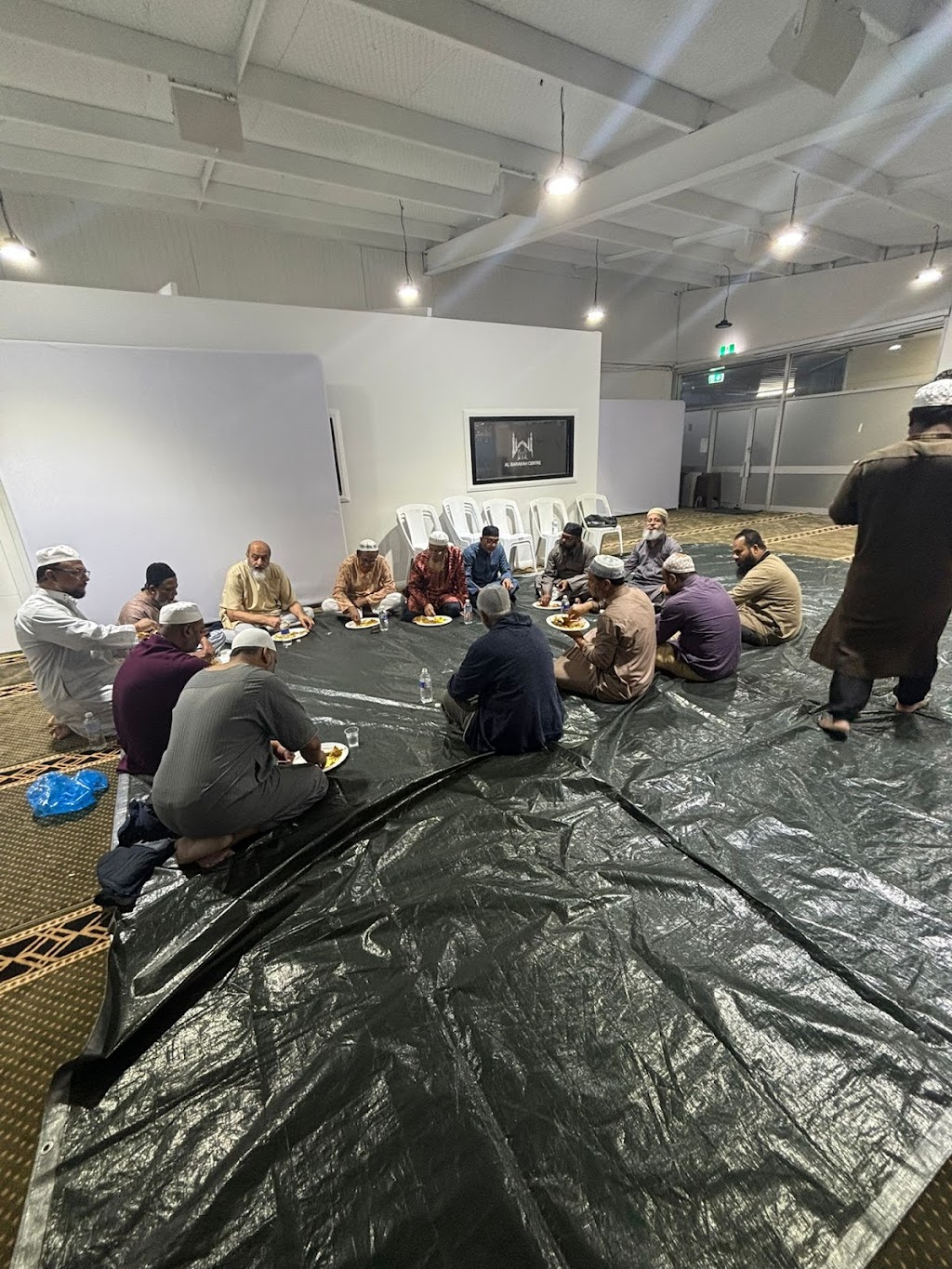 Al Barakah Centre | Shopping Centre, Shop 7/19 Dobell Rd, Claymore NSW 2559, Australia | Phone: 0493 479 890