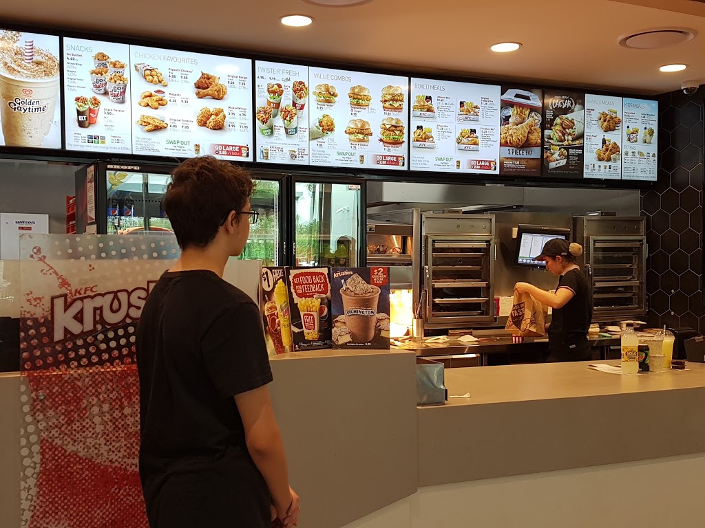 KFC BP Caboolture North | 168 Coach Rd W, Caboolture QLD 4510, Australia | Phone: (07) 5433 0057