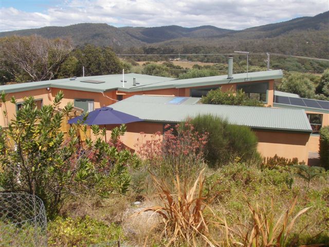 Bicheno Accommodation | lodging | 18632 Tasman Hwy, Bicheno TAS 7215, Australia | 0363751177 OR +61 3 6375 1177