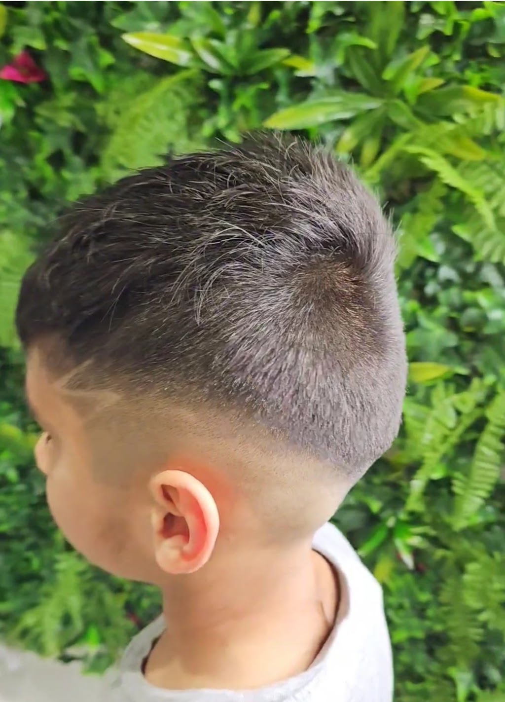 Hair N Smiles | 19 Glebe Approach, Clyde North VIC 3978, Australia | Phone: 0470 618 591